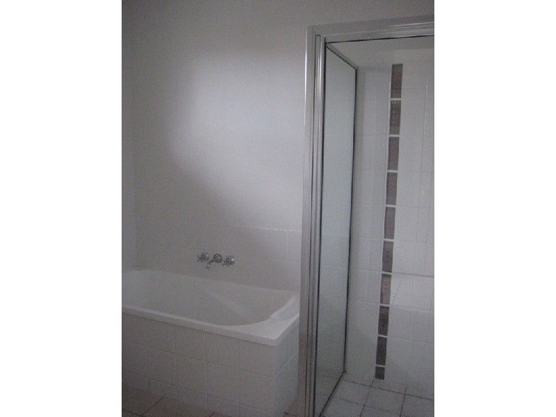 6 Amy Court, Kelso QLD 4815