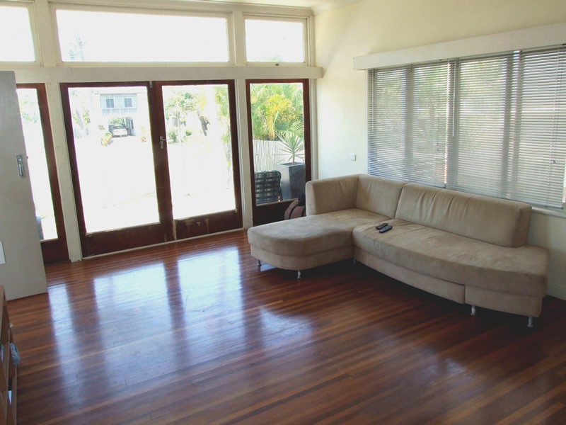 6 Rose Street, North Ward QLD 4810