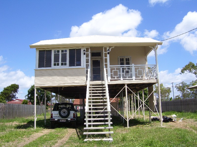 6 Simonsen Court, Kelso QLD 4815