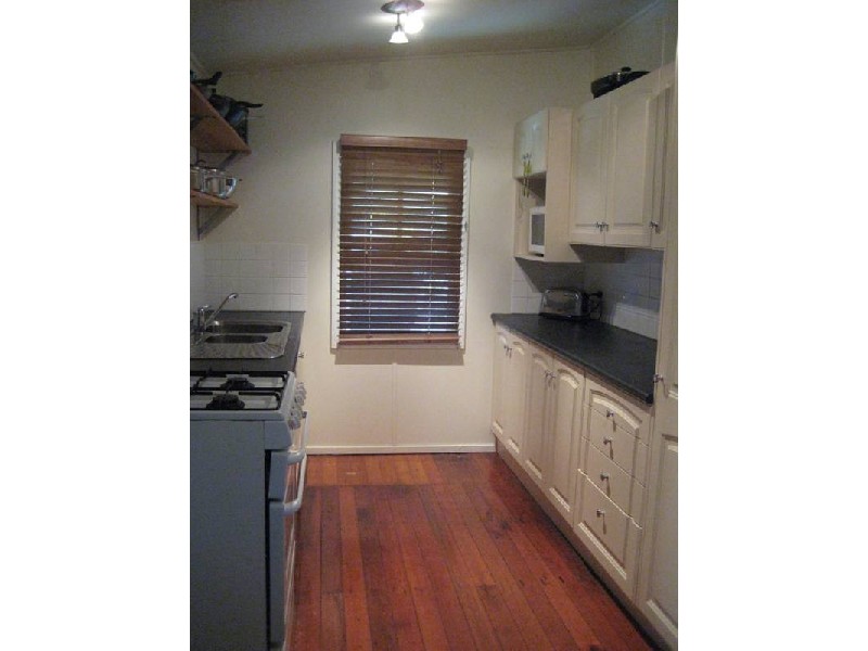 70 First Avenue, Railway Estate QLD 4810