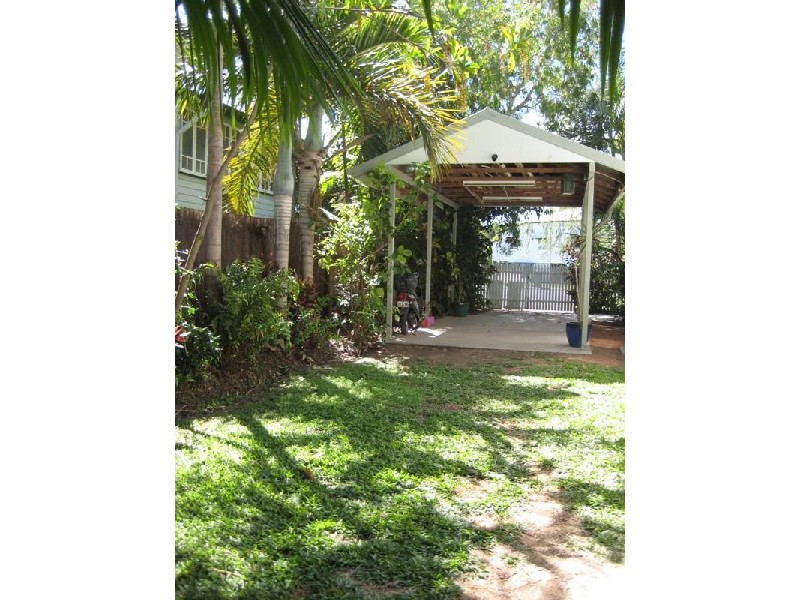 70 First Avenue, Railway Estate QLD 4810