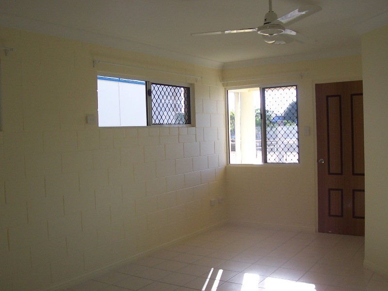 71 Perkins Street, South Townsville QLD 4810