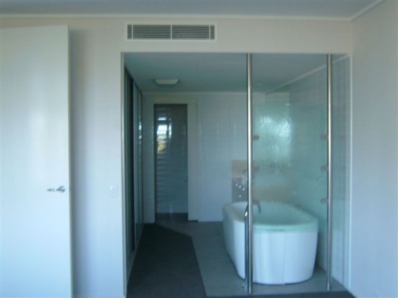 319/72-74 The Strand, North Ward QLD 4810