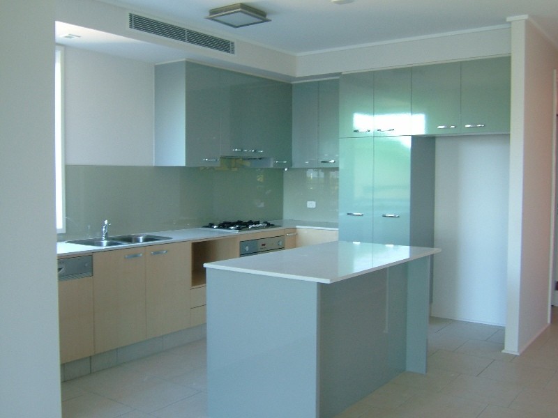 319/72-74 The Strand, North Ward QLD 4810