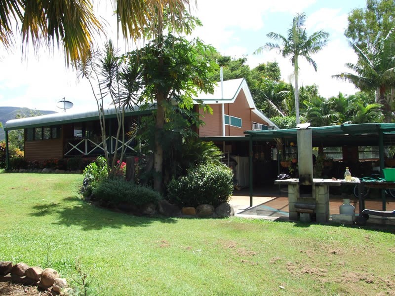 75 Alligator Creek Road, Alligator Creek QLD 4816