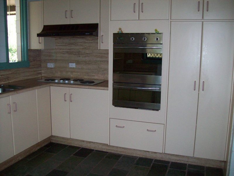 75 The Esplanade, Pallarenda QLD 4810