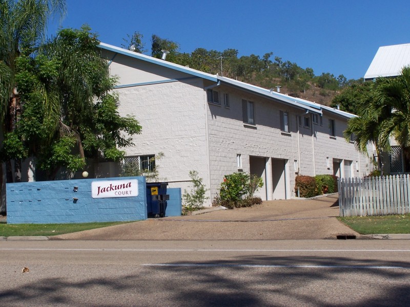 8/12 Old Common Road, Belgian Gardens QLD 4810