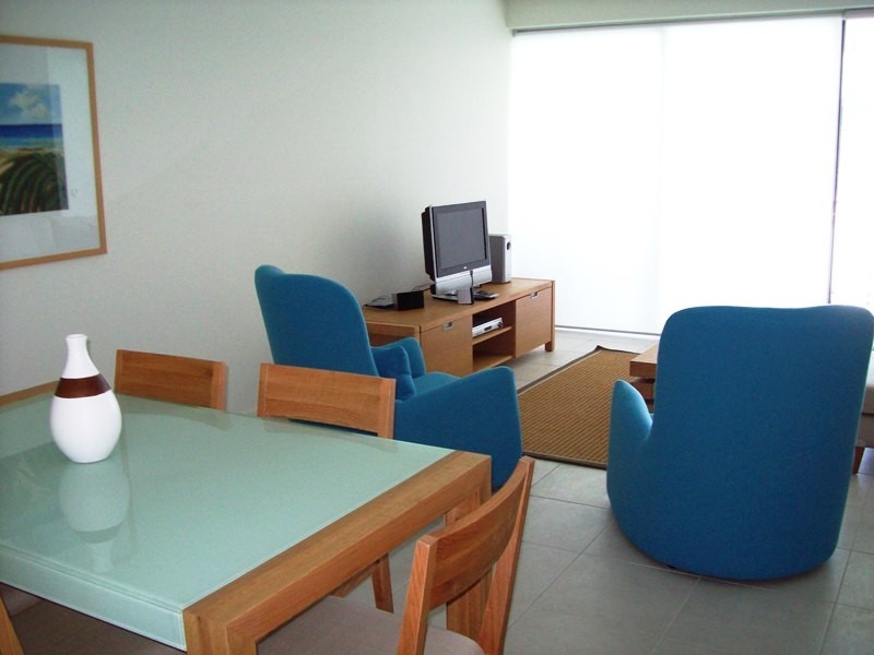 833 Blue on Blue, Magnetic Island QLD 4819