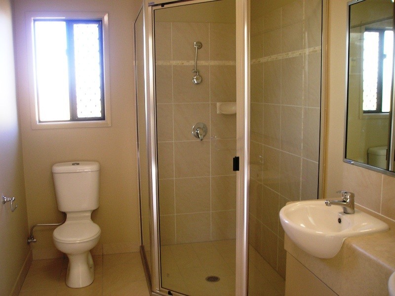 8 Franklin Drive, Mount Louisa QLD 4814