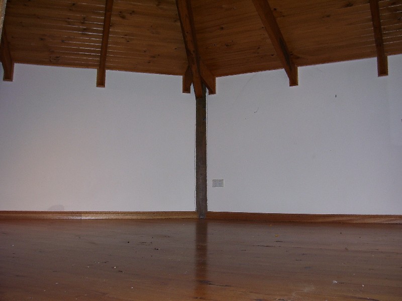 8 Woodlands Court, Castle Hill QLD 4810