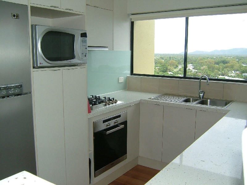 1-4 9 Little Street, Belgian Gardens QLD 4810