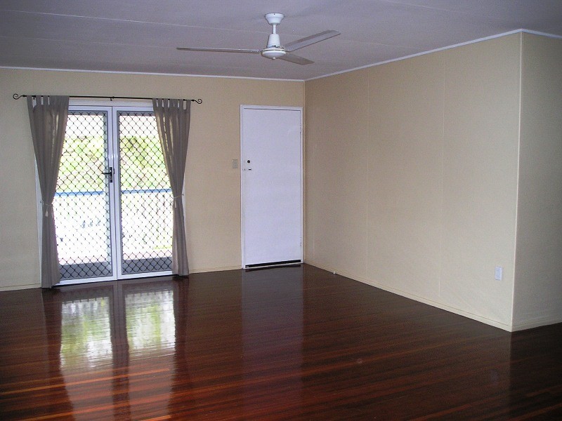 9 Saunders Beach Road, Saunders Beach QLD 4818