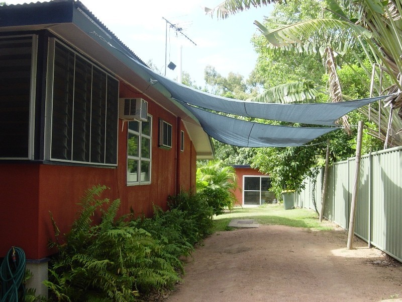 9 Wansfell Street, Picnic Bay, Magnetic Island QLD 4819