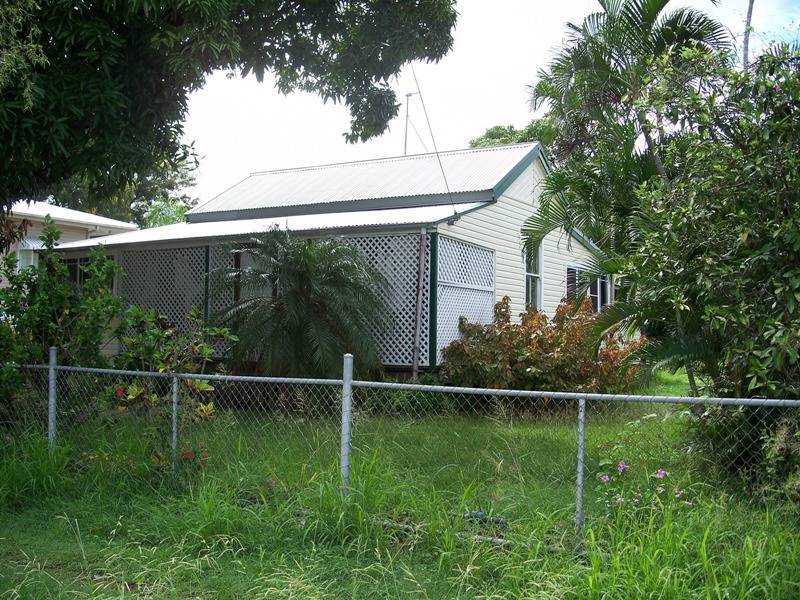 142 Queens Road, Hermit Park QLD 4812