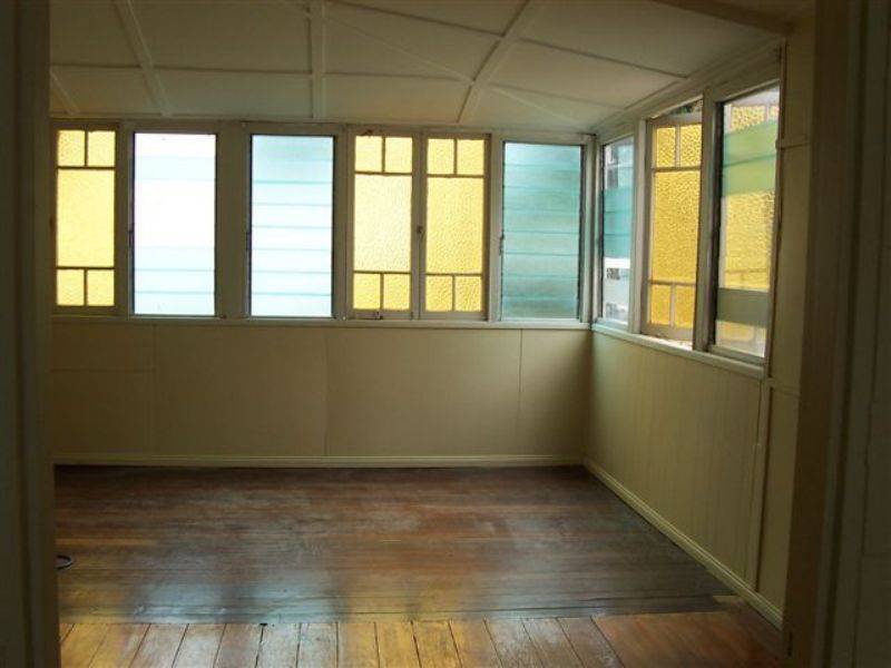 142 Queens Road, Hermit Park QLD 4812