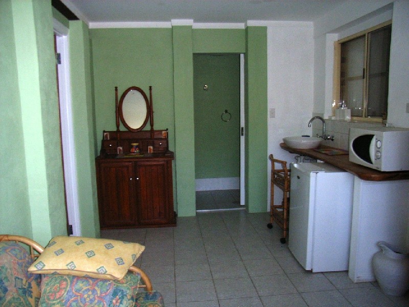 1 Coonawwara Court, Ocean Shores NSW 2483