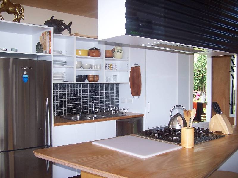 33 Warrambool Road, Ocean Shores NSW 2483