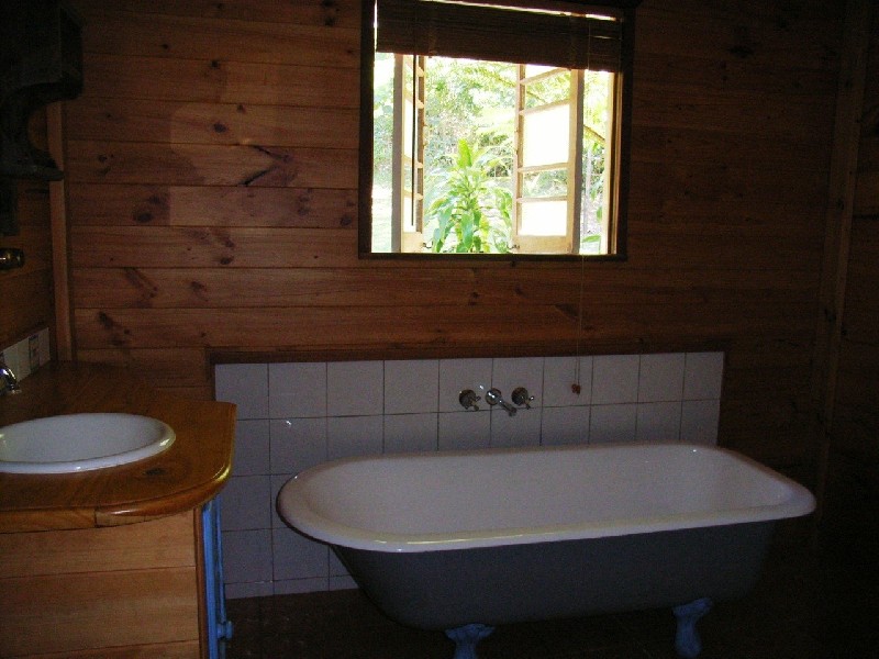 7 Burra Burra, Ocean Shores NSW 2483