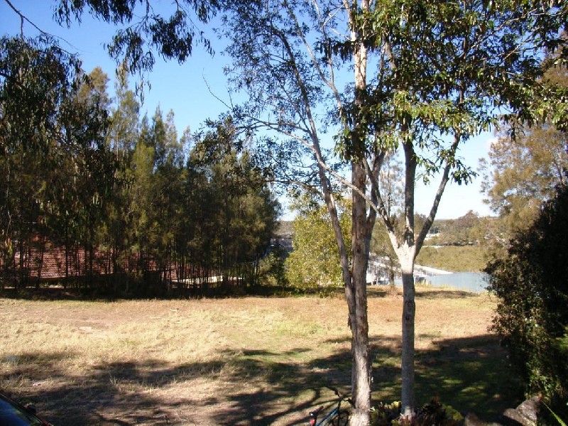 8  2 Arika Ave, Ocean Shores NSW 2483
