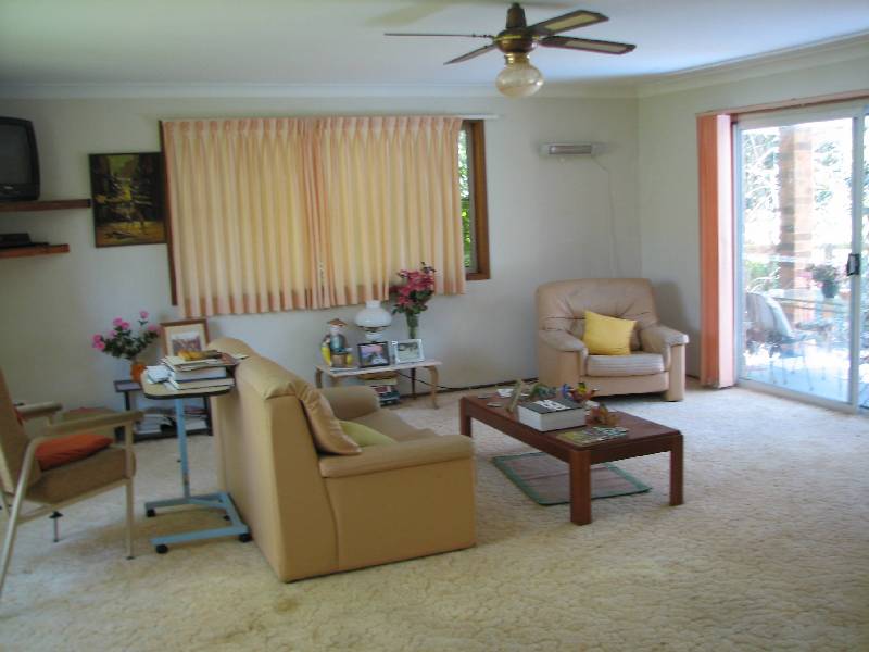 92 Balemo Drive, Ocean Shores NSW 2483