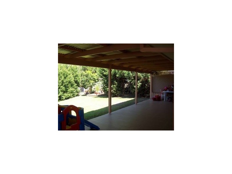 2 Banool Cct, Ocean Shores NSW 2483