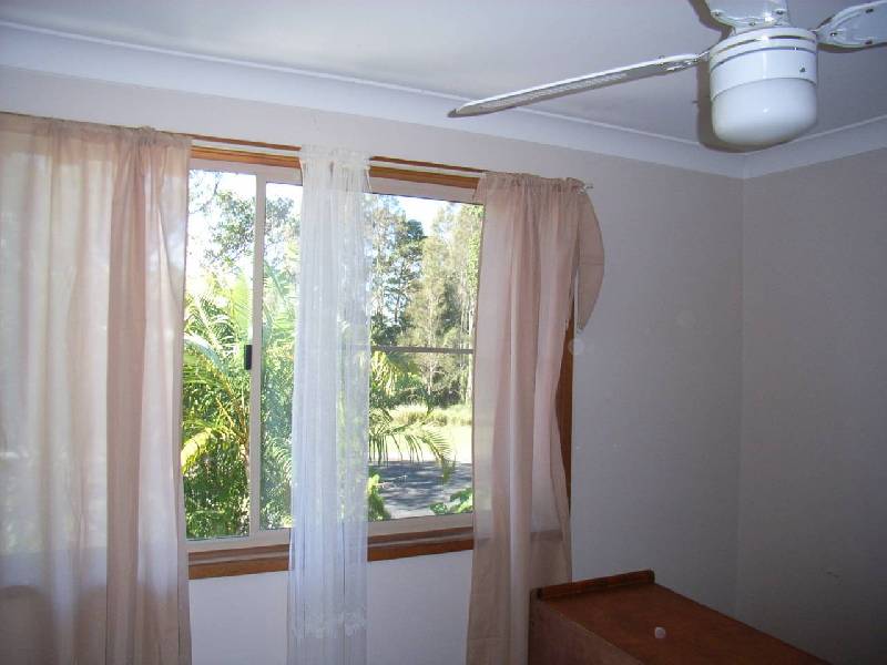 6 1 Bindaree Way, Ocean Shores NSW 2483