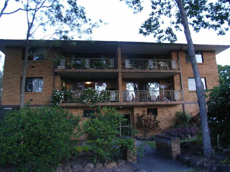 1/4 Bindaree Way, Ocean Shores NSW 2483