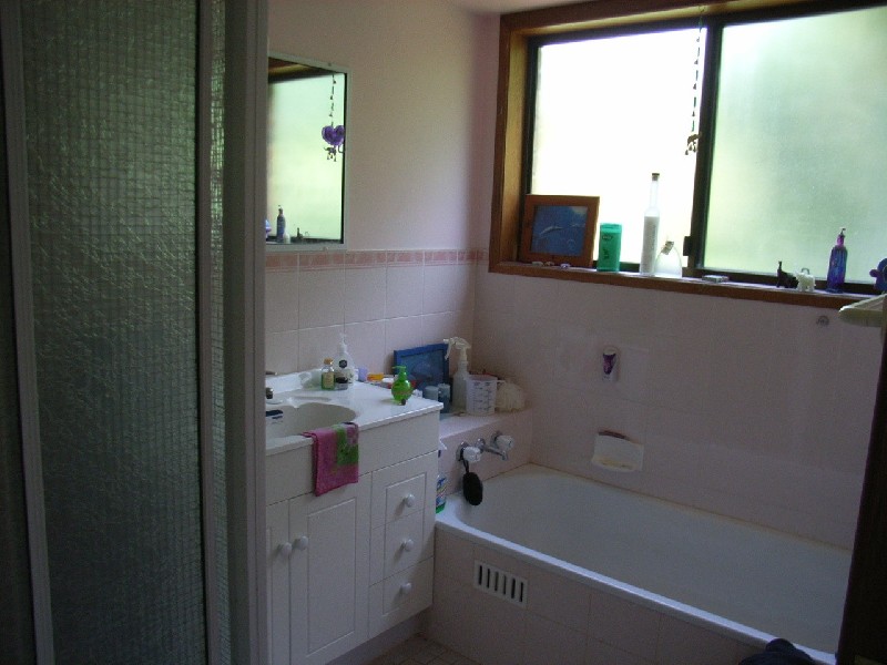 12 Boondoon Crescent, Ocean Shores NSW 2483