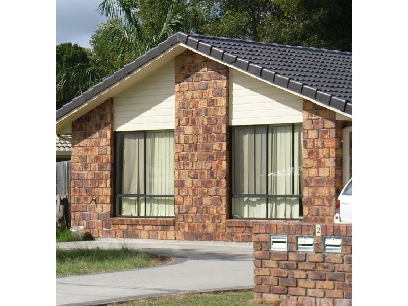 2/2 Boondoon Crescent, Ocean Shores NSW 2483