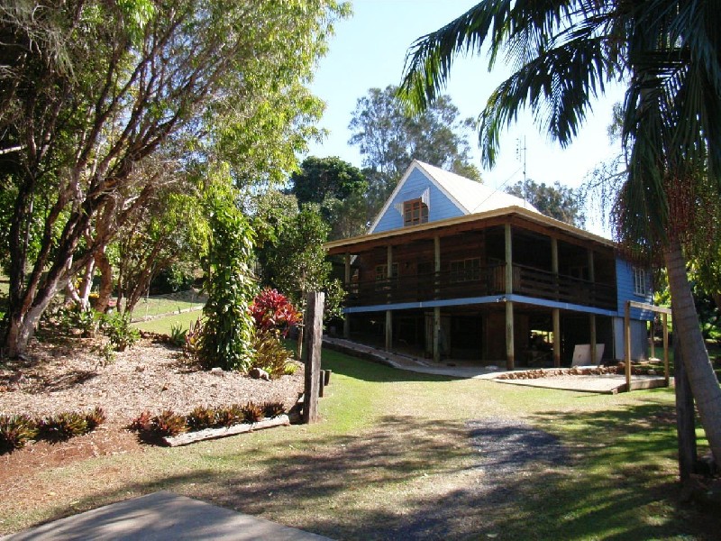 7 Burra Burra Place, Ocean Shores NSW 2483