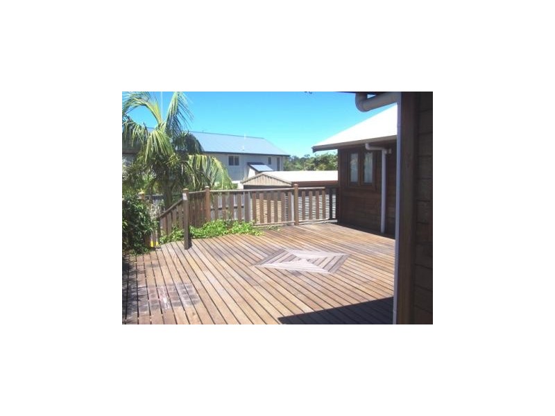 8 Dugun Court, South Golden Beach NSW 2483