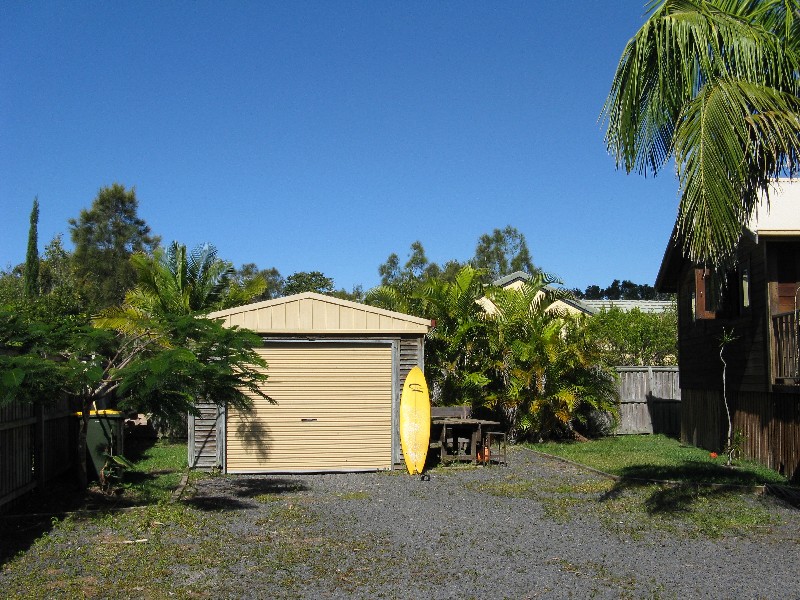 8 Dugun Court, South Golden Beach NSW 2483