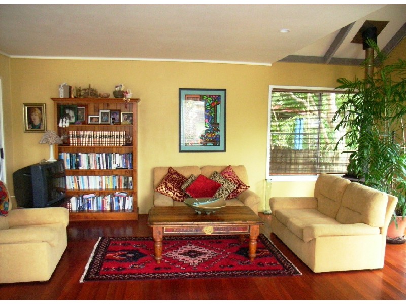 4 Elizabeth Avenue, South Golden Beach NSW 2483