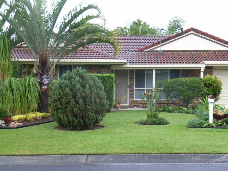 1 Eloura Court, Ocean Shores NSW 2483