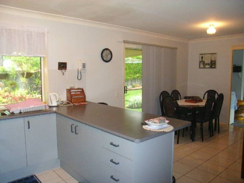 1 Eloura Court, Ocean Shores NSW 2483