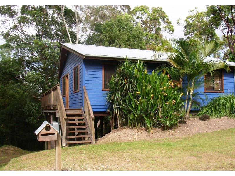 5 Gilba Aveue, Ocean Shores NSW 2483