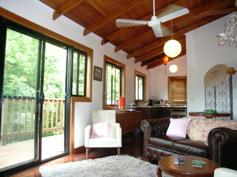 5 Gilba Aveue, Ocean Shores NSW 2483