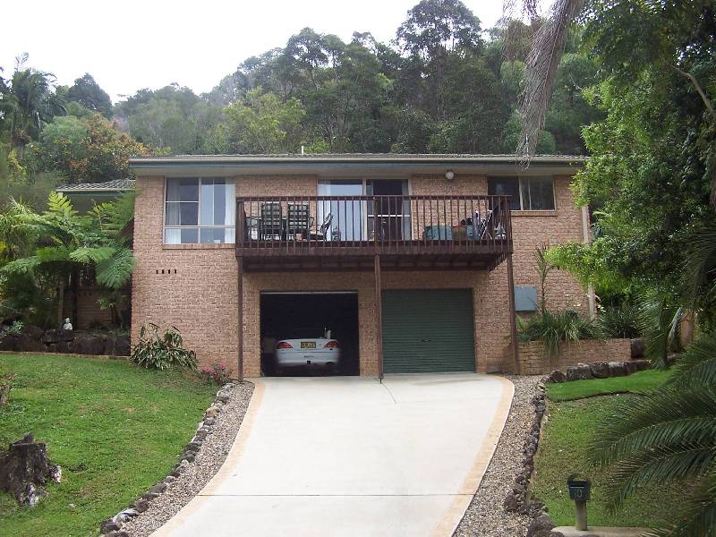 10 Gin Gin Court, Ocean Shores NSW 2483