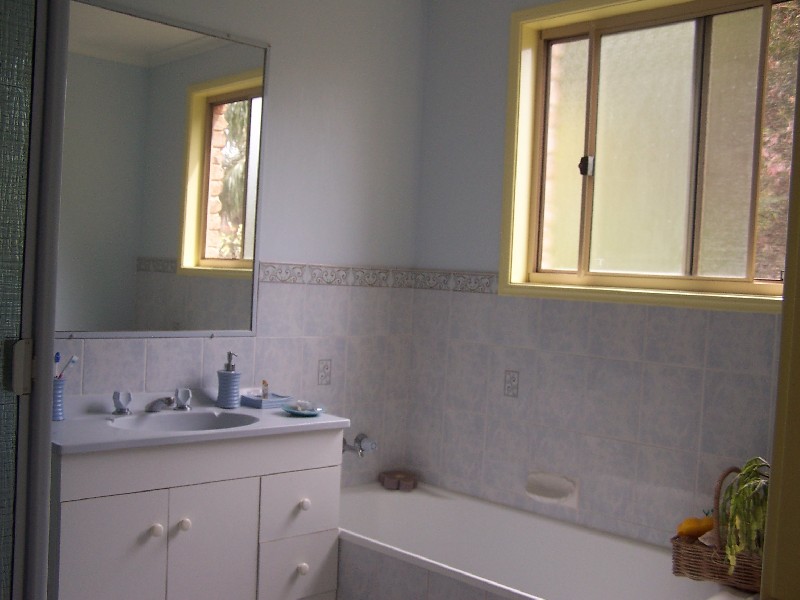 10 Gin Gin Court, Ocean Shores NSW 2483