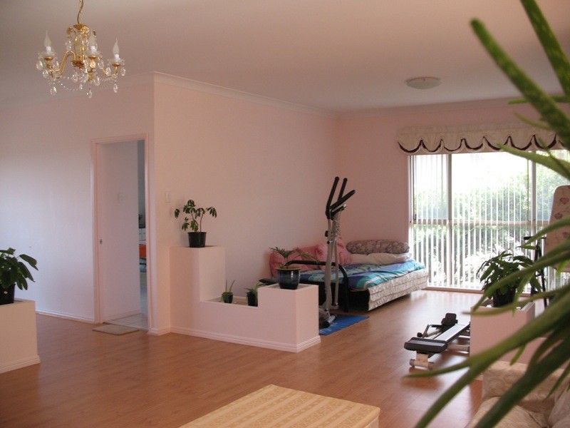 18 Goondooloo Drive, Ocean Shores NSW 2483