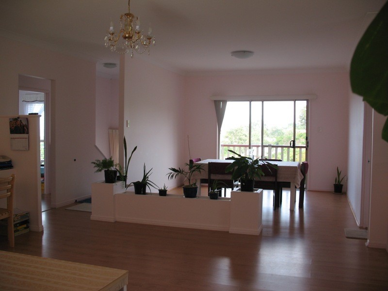 18 Goondooloo Drive, Ocean Shores NSW 2483