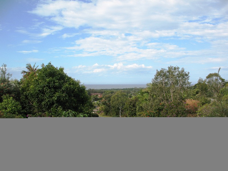 18 Goondooloo Drive, Ocean Shores NSW 2483