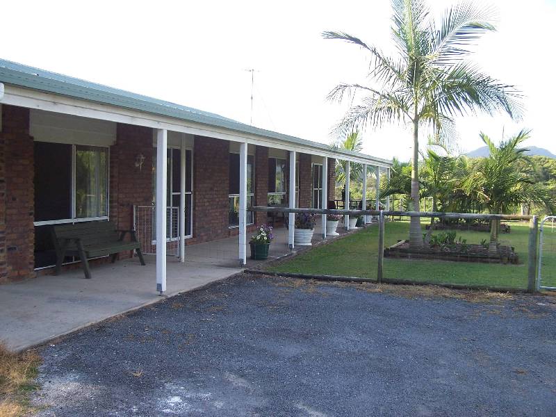 16 Hinchinbrook Road, Burringbar NSW 2483