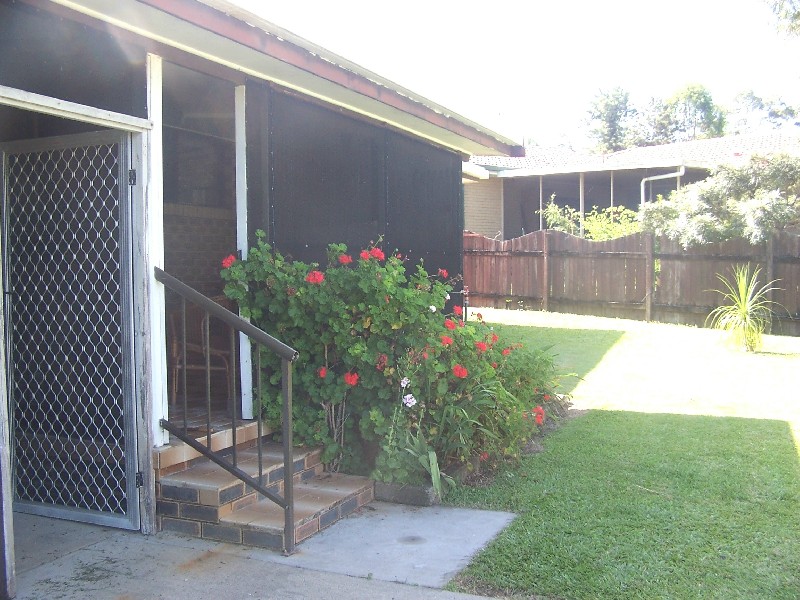 2 Inderwong, Ocean Shores NSW 2483