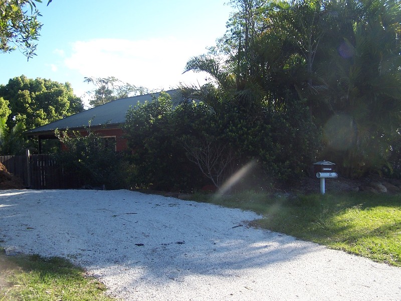 11 Jarrah Crescent, Ocean Shores NSW 2483