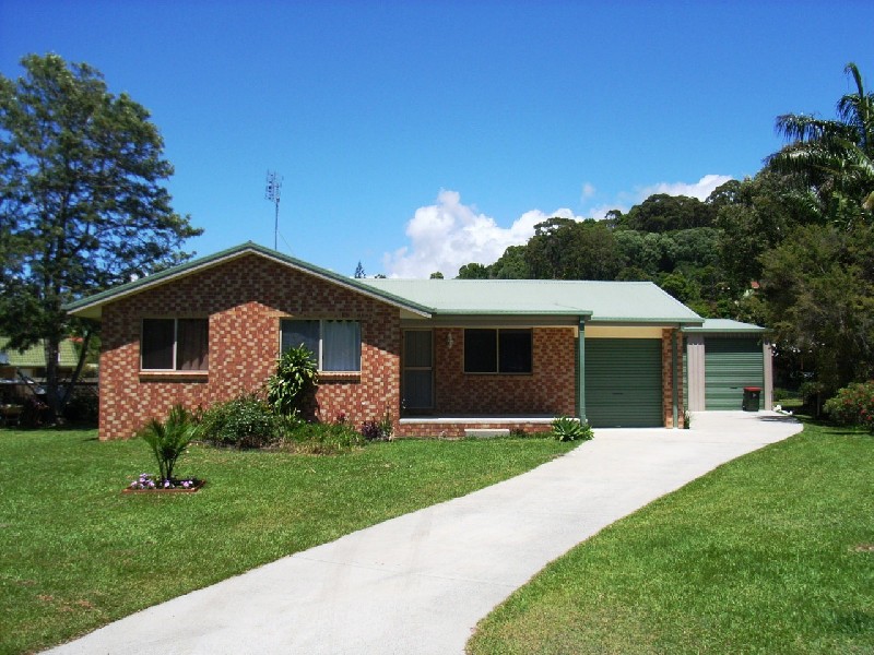 17 Kiah Close , Ocean Shores NSW 2483