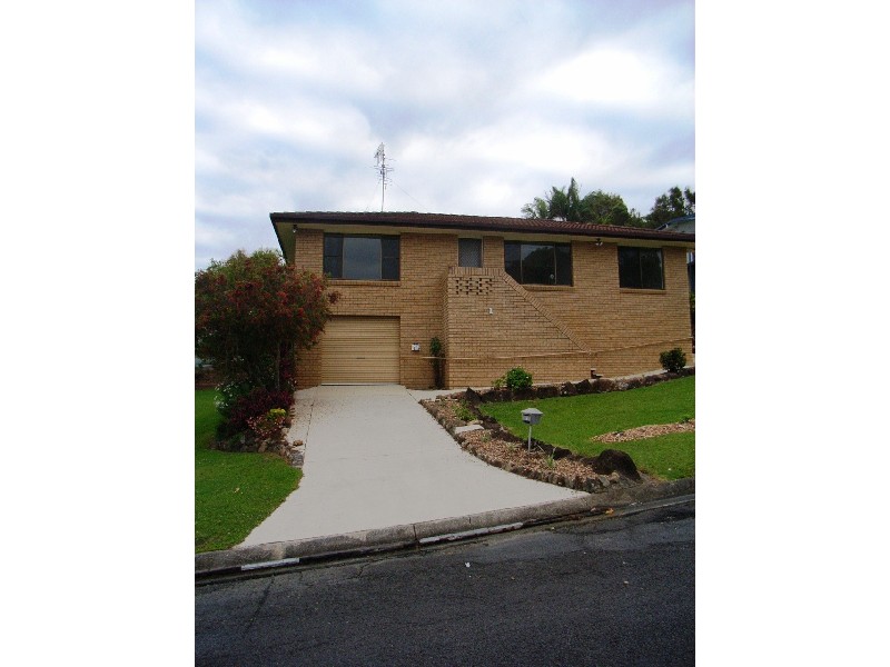 1 Kumbellin Glen, Ocean Shores NSW 2483