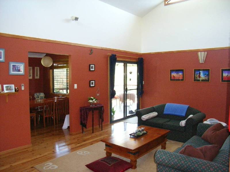 8 Matong Drive, Ocean Shores NSW 2483