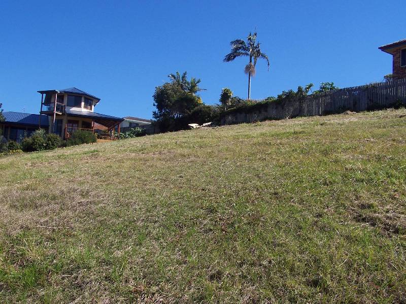 3 Merri Avenue, Ocean Shores NSW 2483