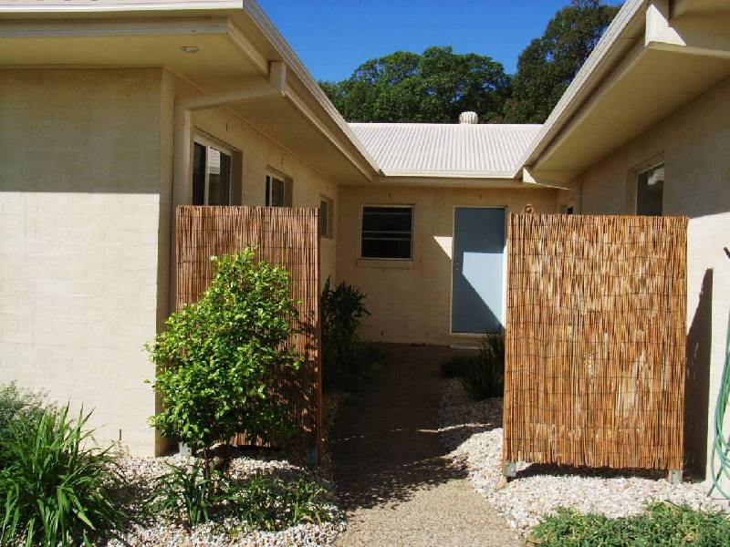 6 Mia Court, Ocean Shores NSW 2483